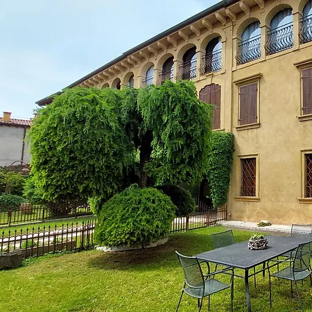 Apartament Corte Violeti La Resela Pescantina