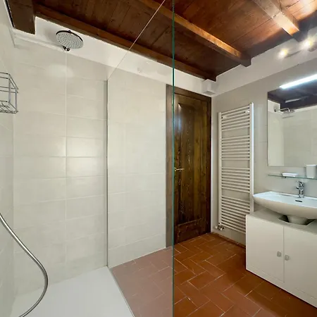 Apartment Corte Violeti La Resela