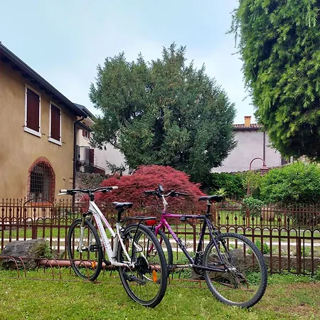 Apartment Corte Violeti La Resela